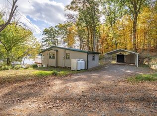 9 Chandler Rd, Holland, MA 01521