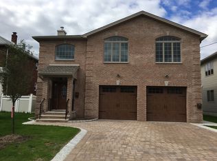 32 Sievers Ln #A, South Hackensack, NJ 07606