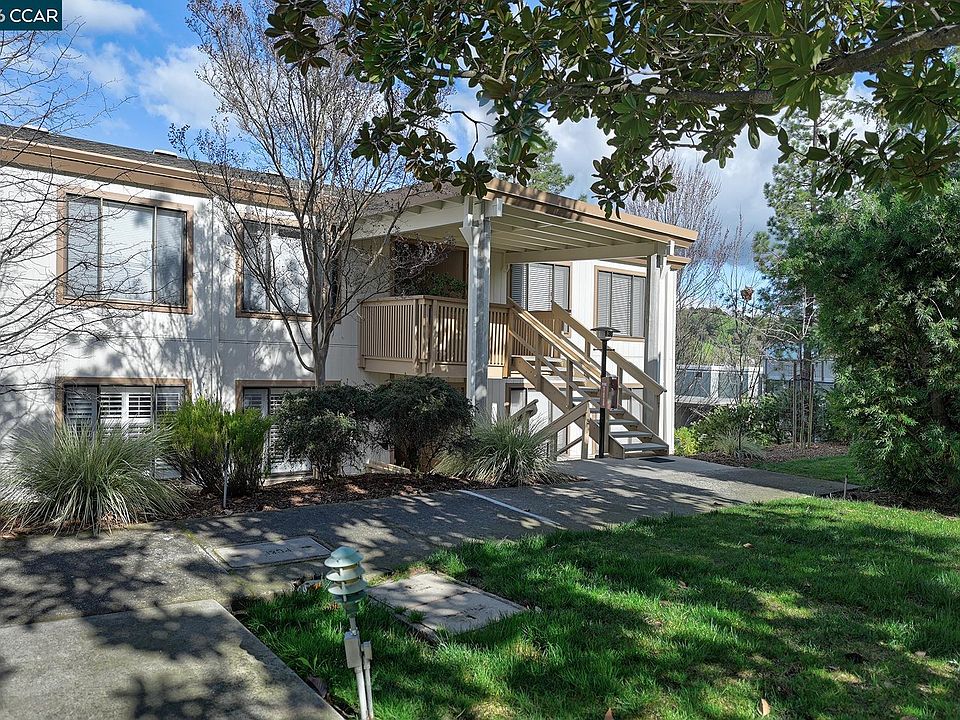 1st image of 1300 Singingwood Ct APT 6