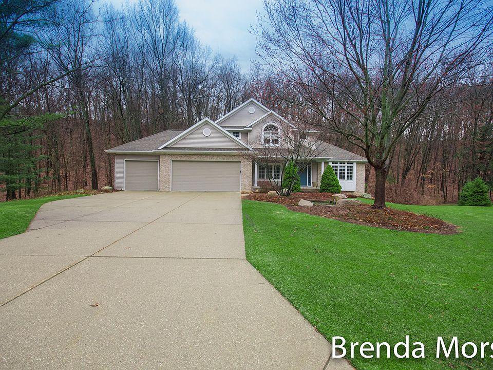 1st image of 4699 Plateau View Dr NE