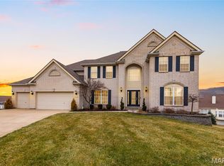 15216 Nooning Tree Ct, Chesterfield, MO 63017
