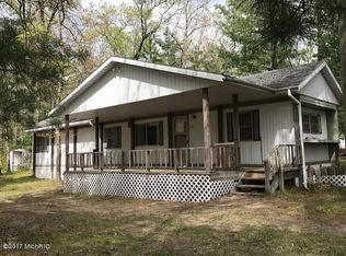 3805 Maple Dr, Wellston, MI 49689