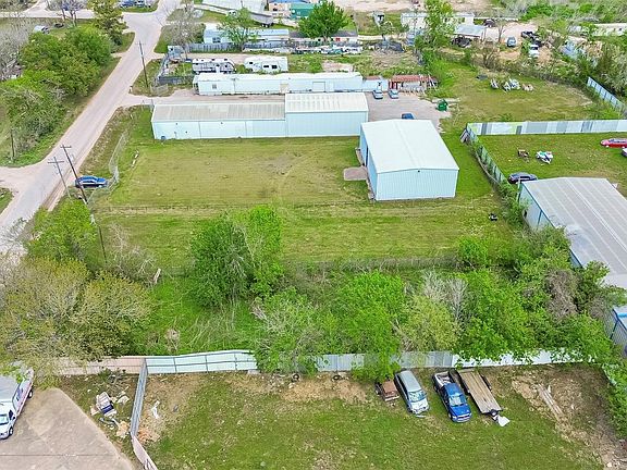 5th image of 16525 Boss Gaston Rd