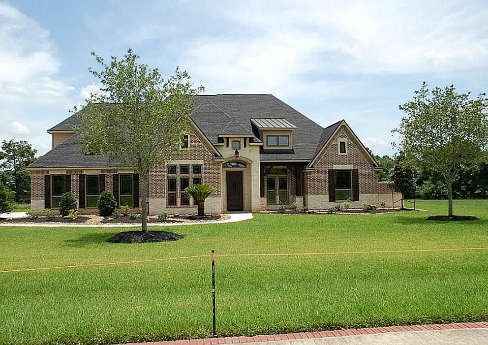 1st image of 22108 Meadowhurst Cir E