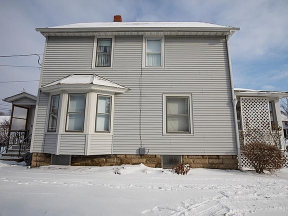 5th image of 214 Princeton Ave