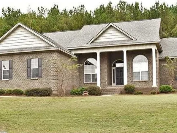 60 Pinebark Ct, Wetumpka, AL 36093