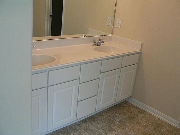 3rd image of 18902 Gentle Cove Ct