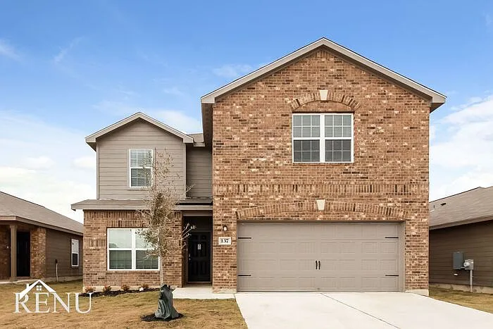 137 Fox Glen Trl — Photo 1