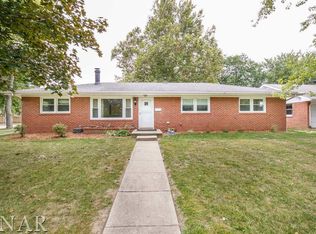 301 Orlando Ave, Normal, IL 61761