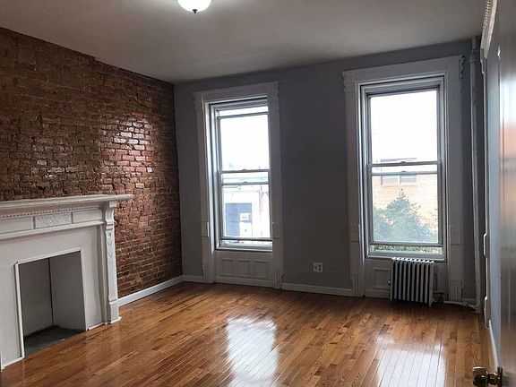 4th image of 812 Bergen St APT 2