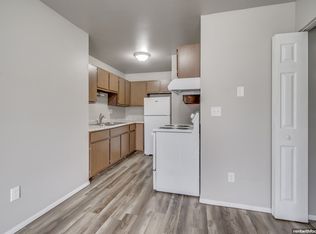 560 W. Linwood Ave., Oshkosh, WI 54901