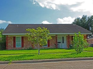 9319 Rowan Ln, Houston, TX 77036