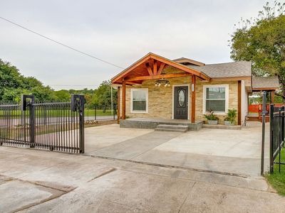 2801 Ross Ave, Fort Worth, TX, 76106