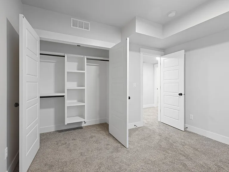 656 Jeanine Dr — Photo 48