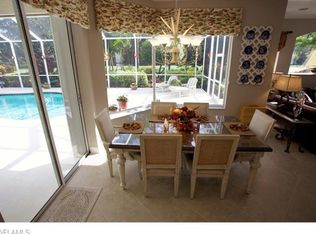 8482 Gleneagle Way, Naples, FL 34120