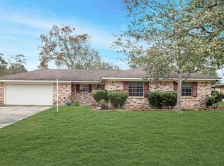 1011 Gene Dr, Lumberton, TX 77657