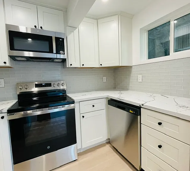 4152 N Business St #5 — Photo 7