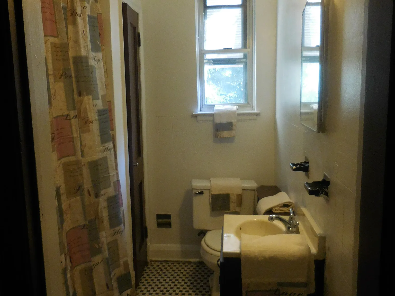 2 bed, 960 sqft, $1,349 — Photo 4