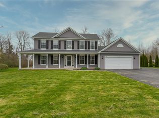 16 Blue Mountain Dr, Hilton, NY 14468