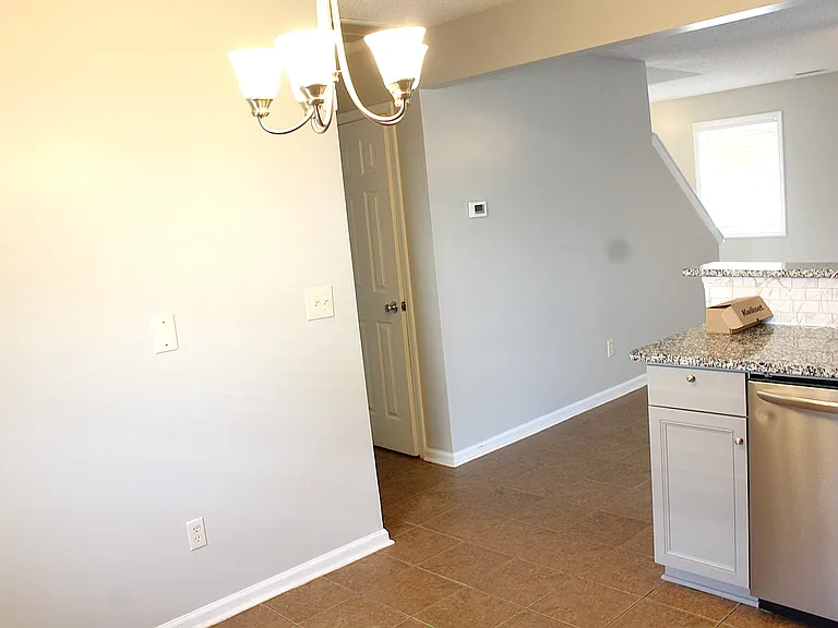 4305 Standing Rock Way — Photo 7