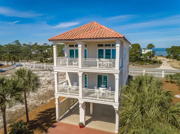 1824 Sunset Dr, Saint George Island, FL 32328