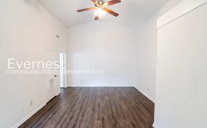 8857 Millard Lee Ln — Photo 5