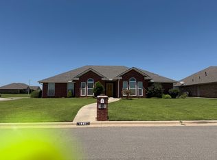 1801 Puma Dr, Altus, OK 73521