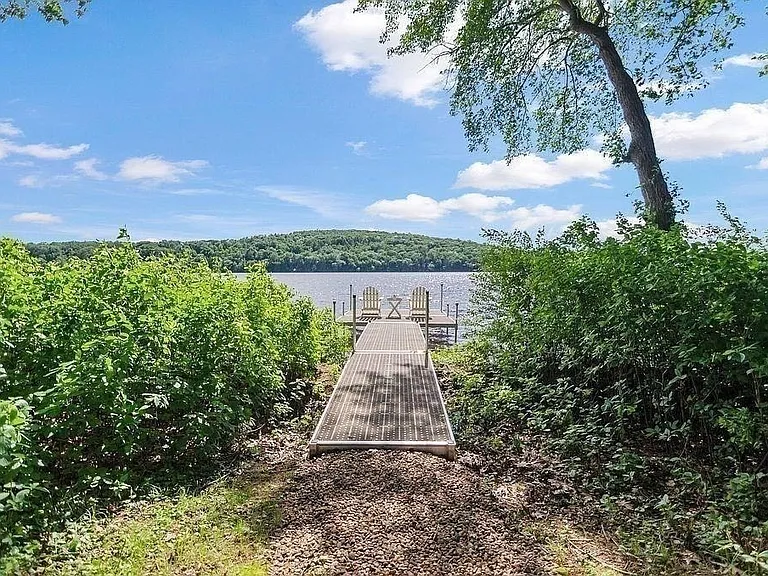 81 Bonny Ln — Photo 4