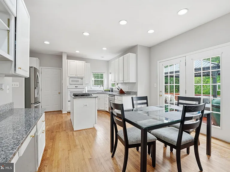 6355 Willowfield Way — Photo 22
