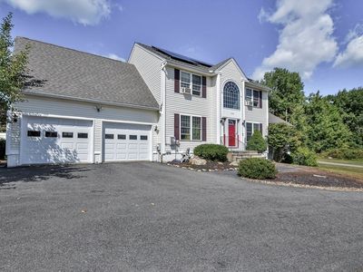 109 Macintosh Ln, Fitchburg, MA, 01420