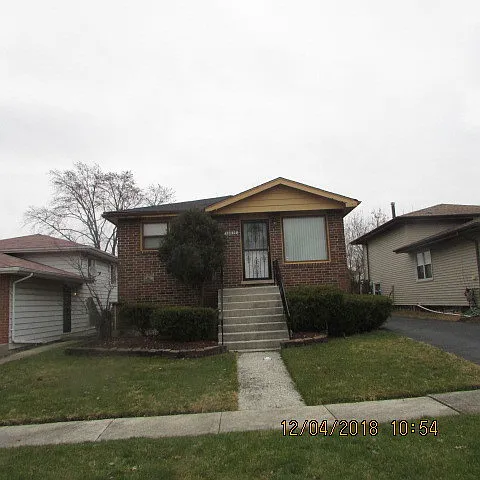 18019 Birch Ave photo 1