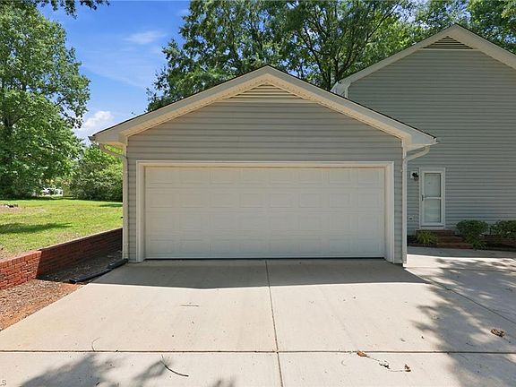 4th image of 630 Timberlane Trl