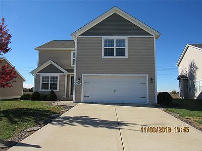 Front of House (New siding)
