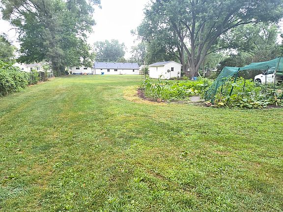 5th image of 328 Ralston Rd