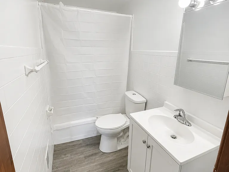 409 N Center St #3 — Photo 8