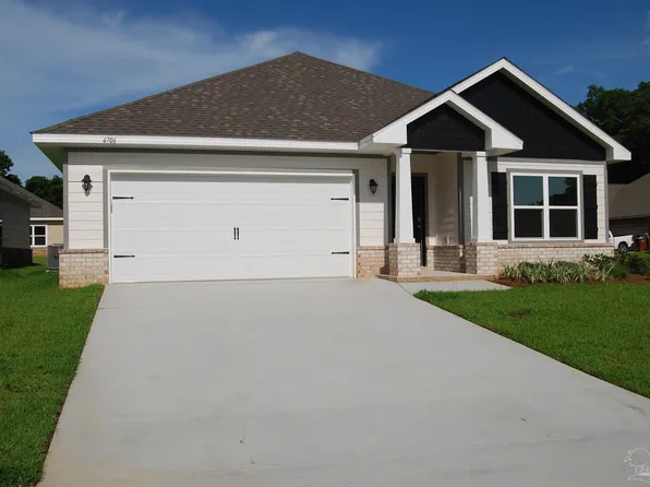 4706 Majestic Palm St, Pace, FL 32571