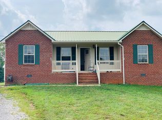 3922 Hutchings College Rd, Sparta, TN 38583