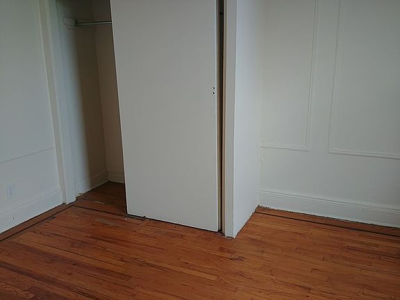 5th image of 4130 43rd St APT D3