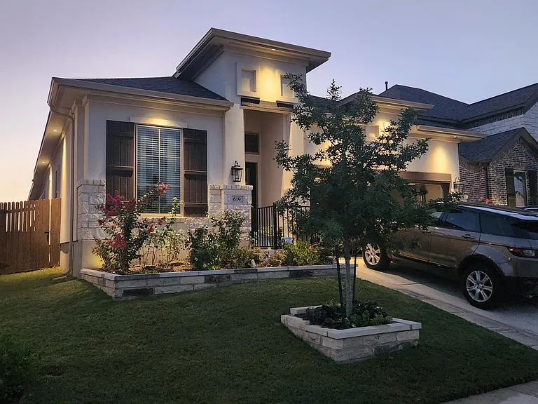 619 Blue Oak Blvd — Photo 2