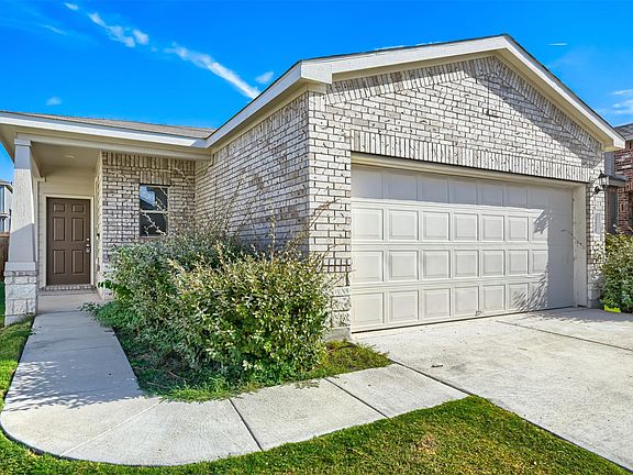 3rd image of 324 Harper Ln