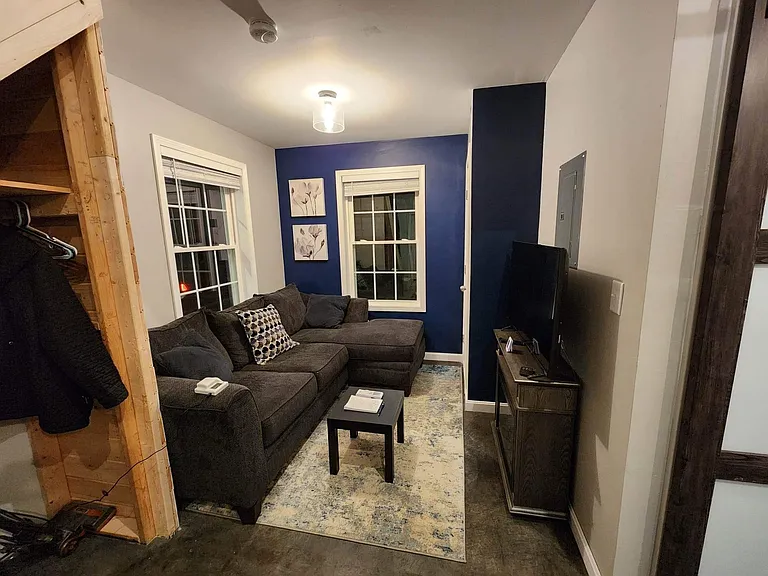 319 North Rd — Photo 2