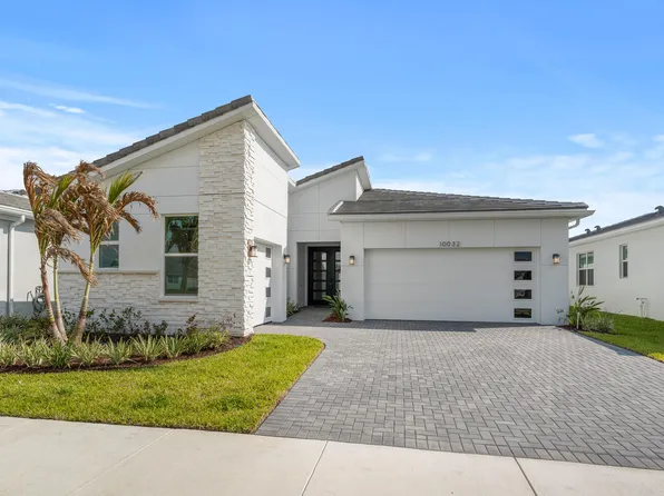 10032 SW Carnelian Street, Port St Lucie, FL 34987