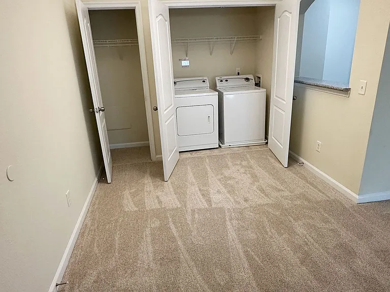 Clairmont at Farmgate — Photo 45
