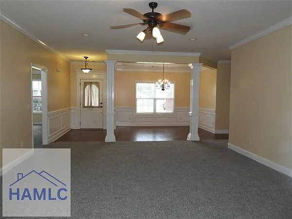 4 bed, 2.0 bath, 2061 sqft, $2,300 — Photo 4