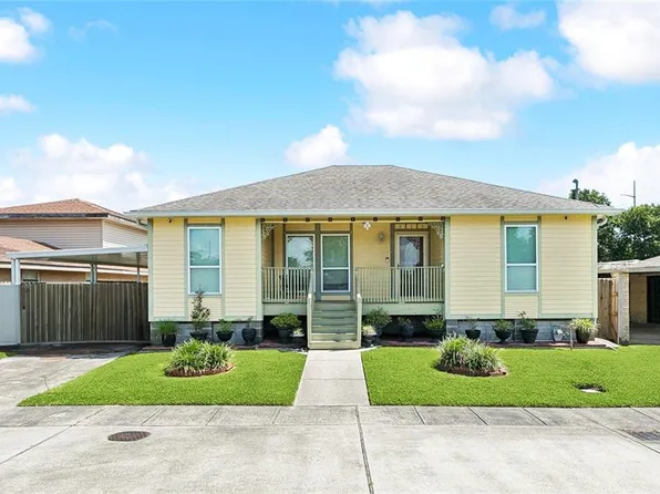311 W Saint Jean Baptist St, Chalmette, LA 70043