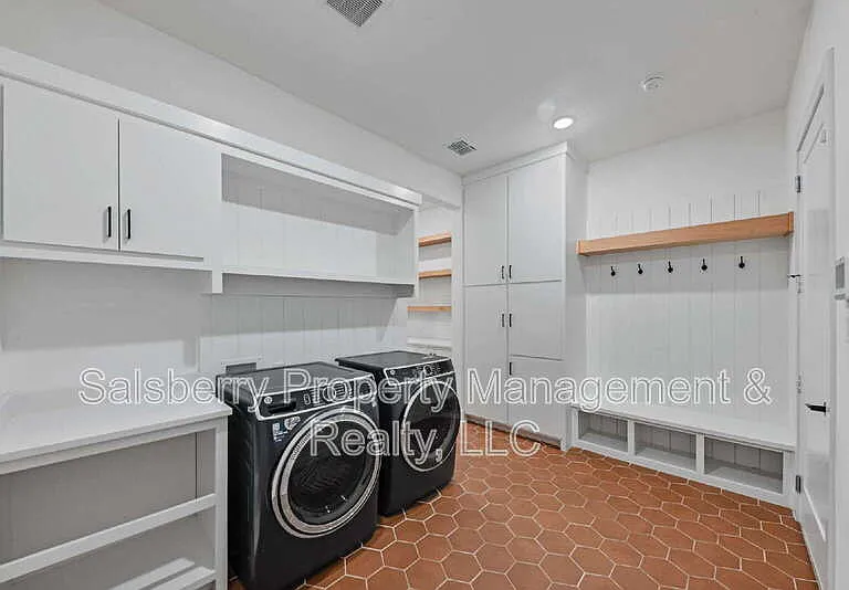 1790 Coopers Hawk Dr — Photo 19