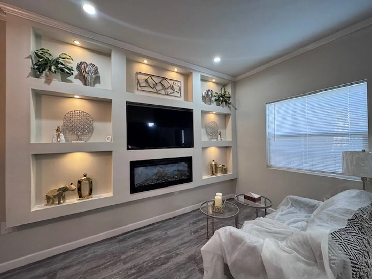 Fully Furnished New ADU 2 Bed, 2 Bath — Photo 3