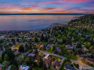 17922 Marine View Dr SW, Normandy Park, WA 98166