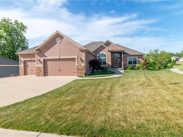 4702 Donnelly Dr, Saint Joseph, MO 64506