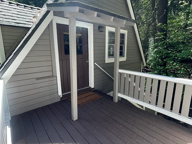 445 Cottage Grove Rd #1 — Photo 9